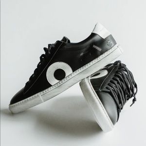 Oliver Cabell Low One|Daybreak